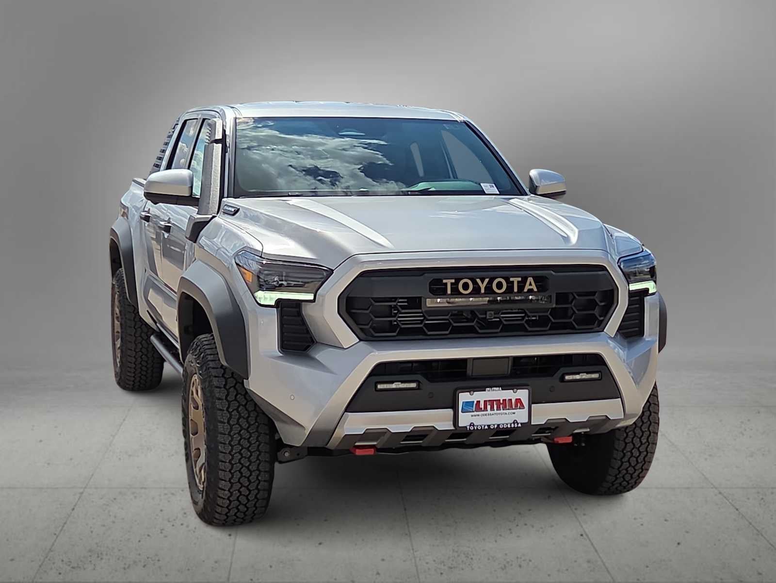 2026 Toyota Tacoma i-FORCE MAX Trailhunter