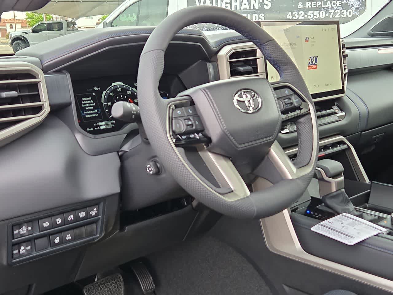 2026 Toyota Tundra i-FORCE MAX Platinum i-FORCE MAX