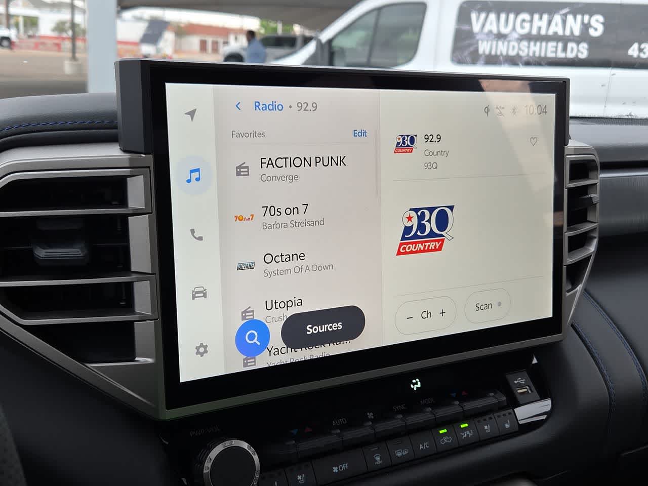 2026 Toyota Tundra i-FORCE MAX Platinum i-FORCE MAX