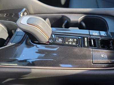 2026 Toyota Toyota Crown Nightshade