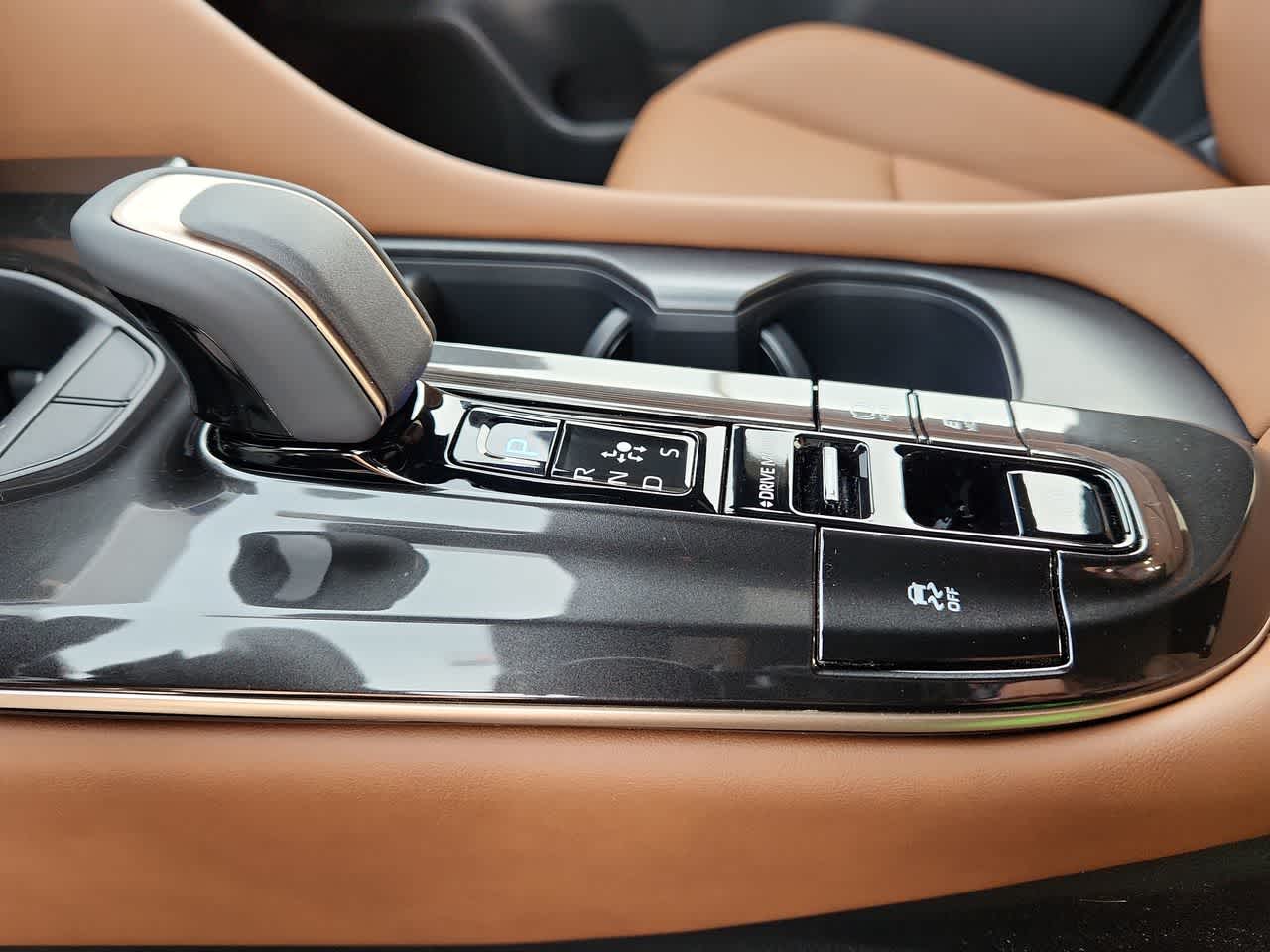 2026 Toyota Toyota Crown Signia XLE