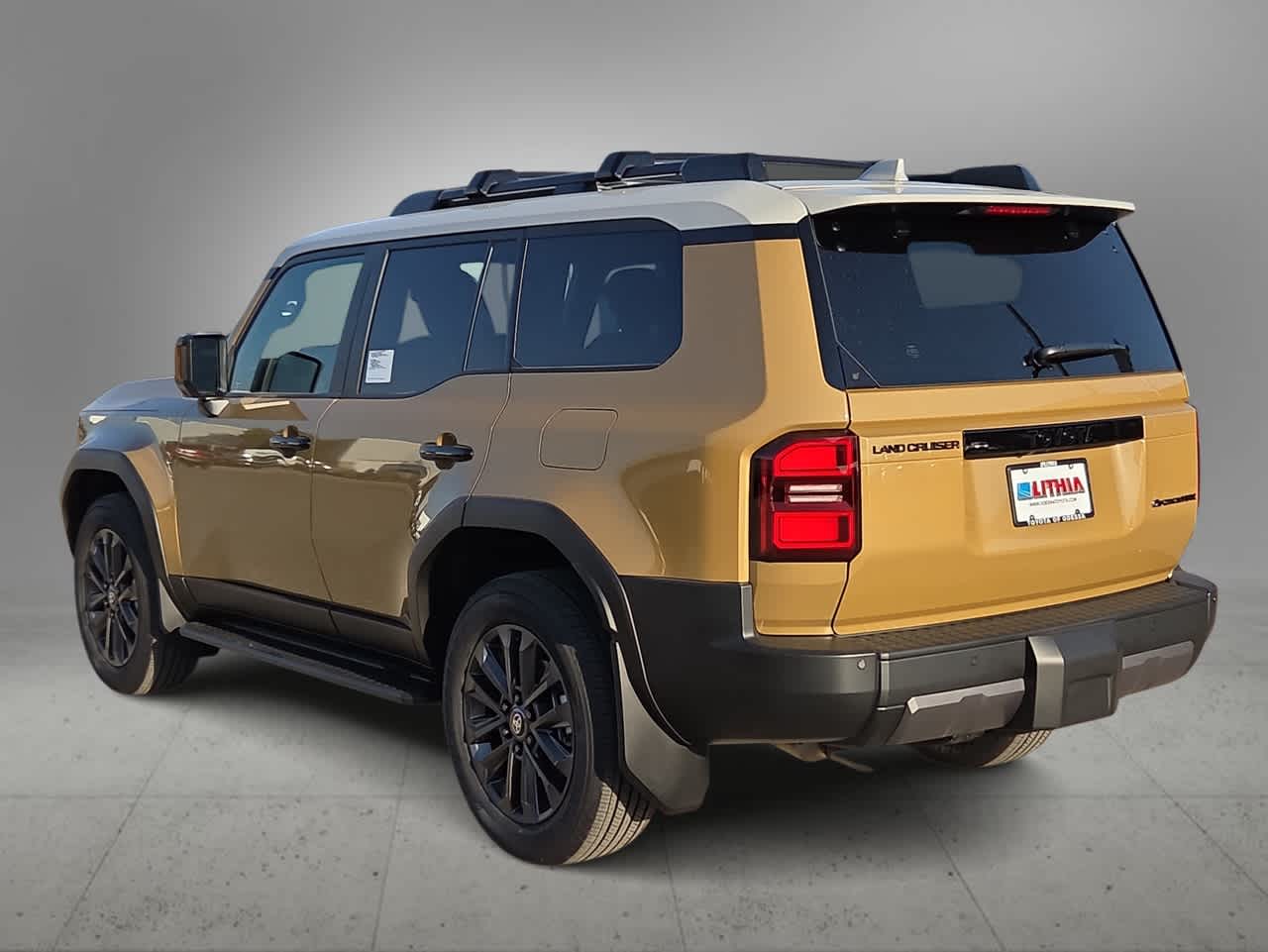 2027 Toyota Land Cruiser 4WD (Natl)