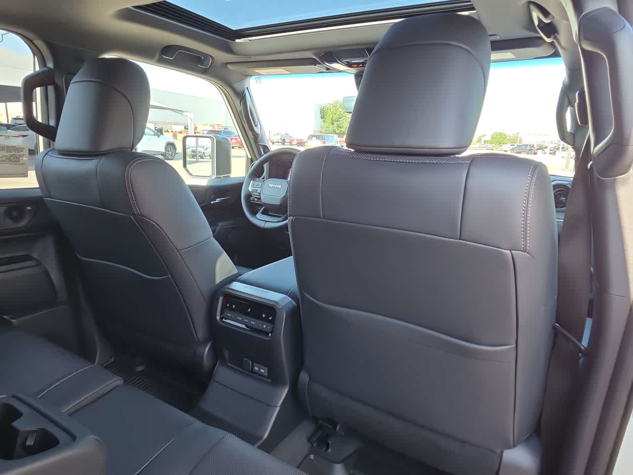 2027 Toyota Land Cruiser 4WD (Natl)
