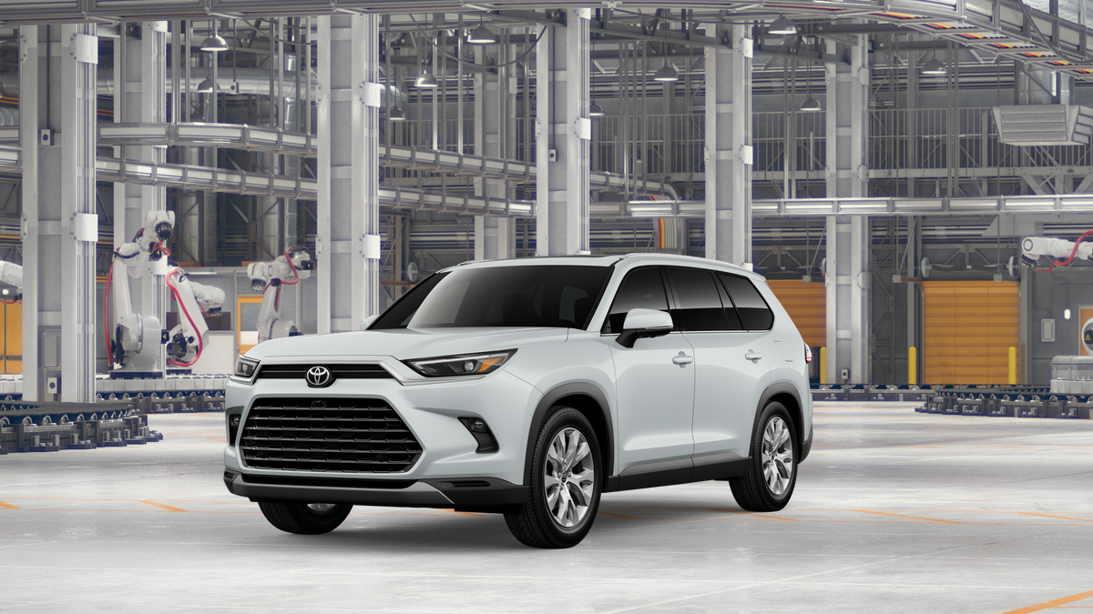 2026 Toyota Grand Highlander Limited FWD's photo