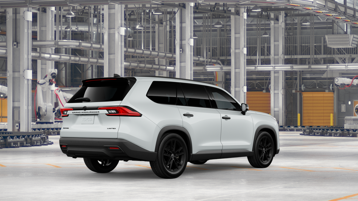 2026 Toyota Grand Highlander Hybrid Hybrid Nightshade