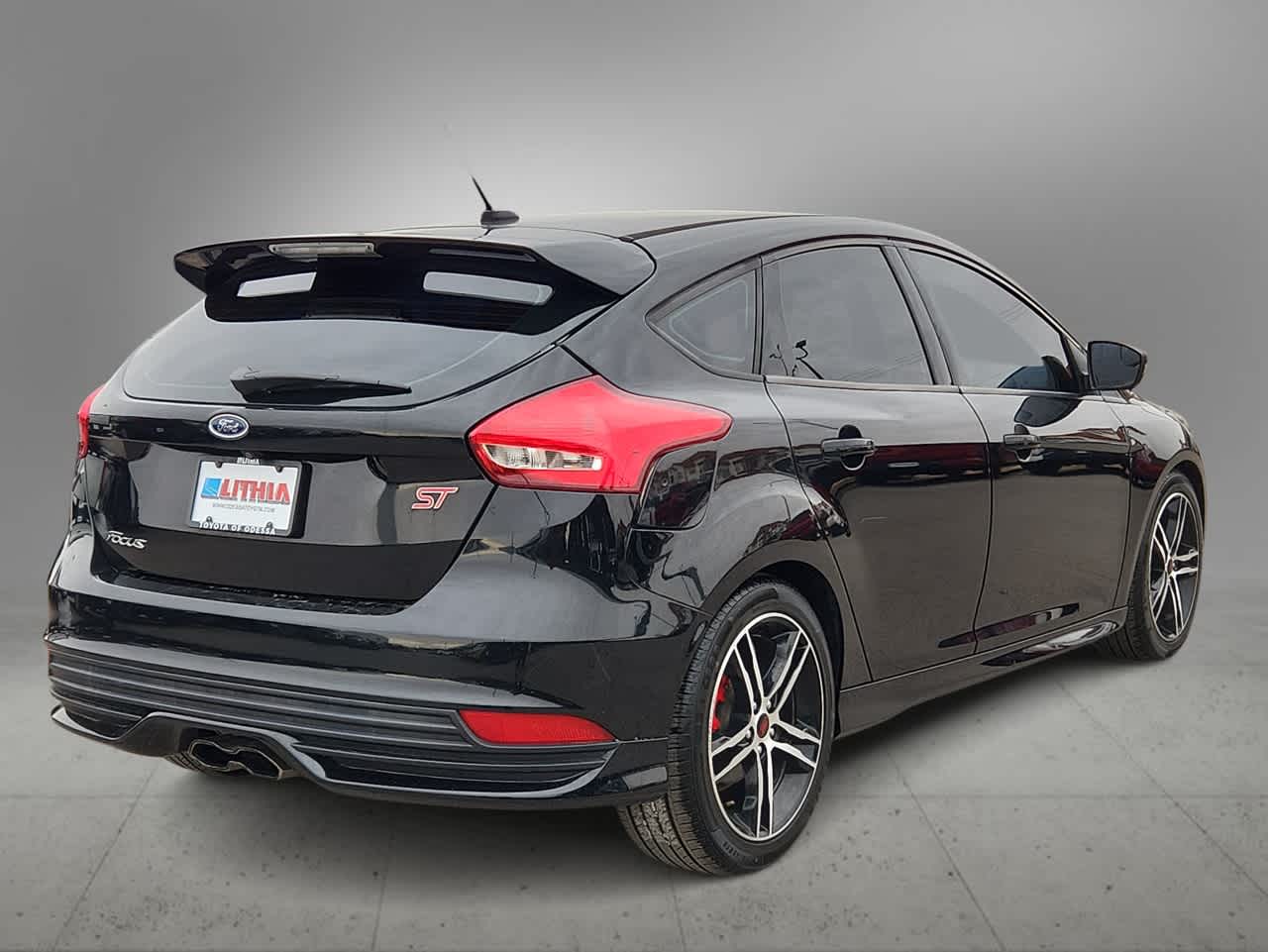 2018 Ford Focus ST