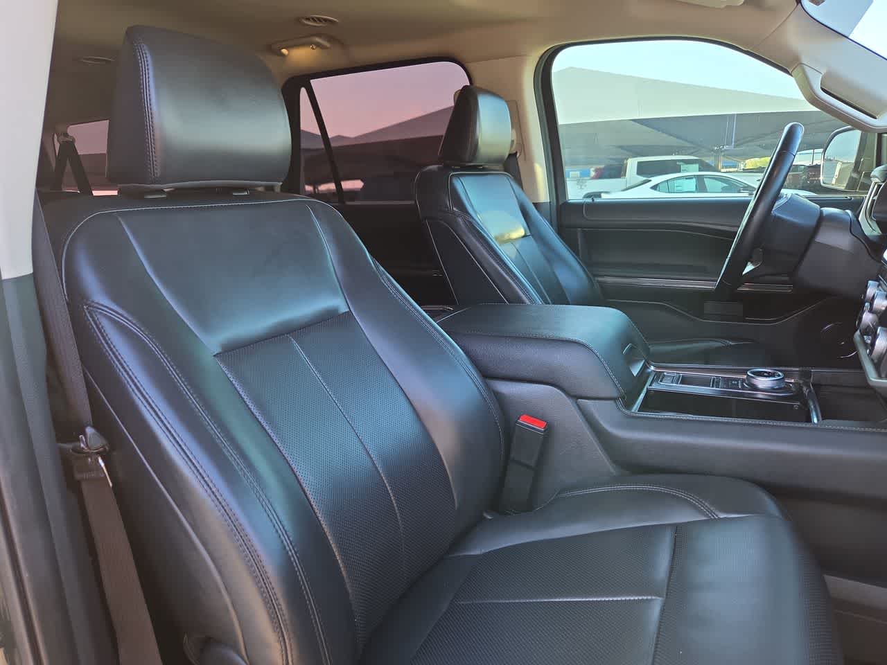2022 Ford Expedition Max XLT