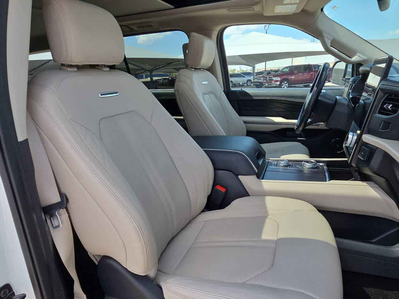 2023 Ford Expedition Platinum