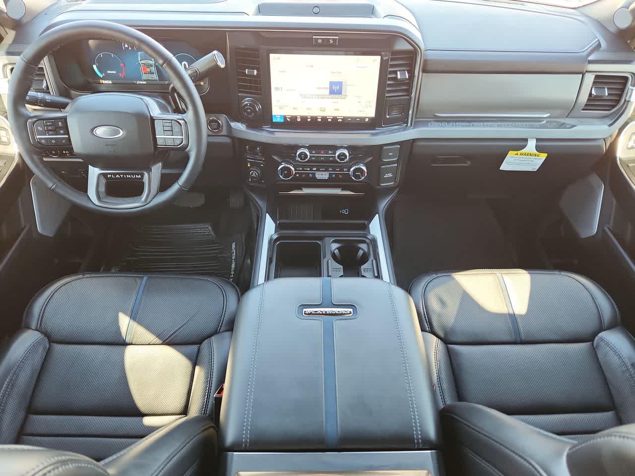 2025 Ford Super Duty F-250 SRW Platinum