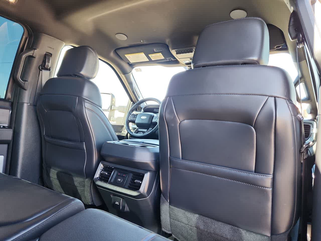 2025 Ford Super Duty F-250 SRW Platinum