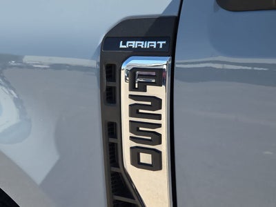 2024 Ford Super Duty F-250 SRW LARIAT