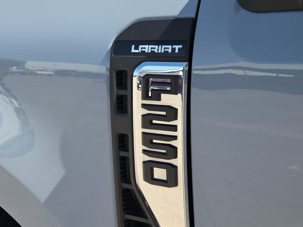 2024 Ford Super Duty F-250 SRW LARIAT