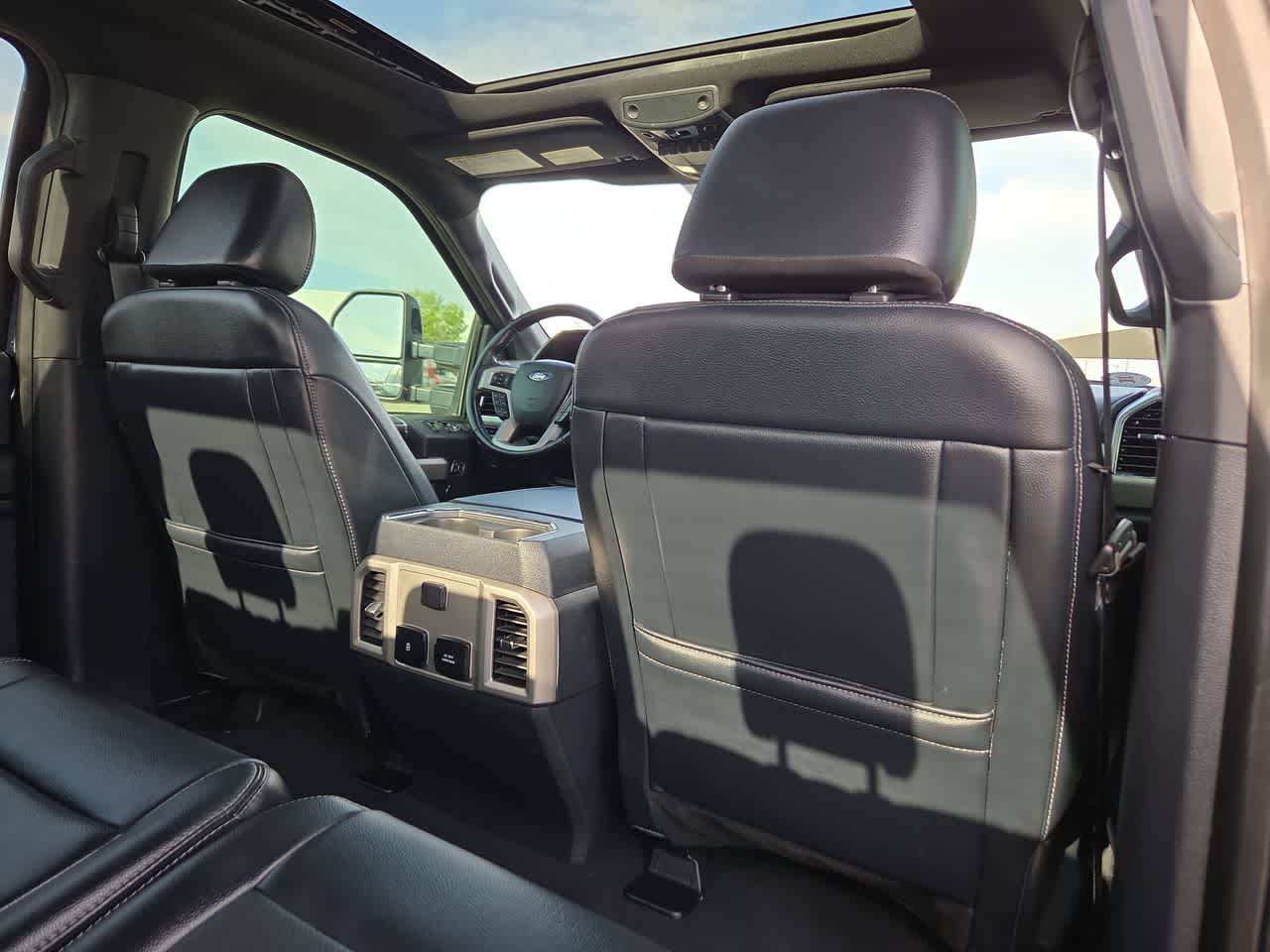 2022 Ford Super Duty F-250 SRW LARIAT