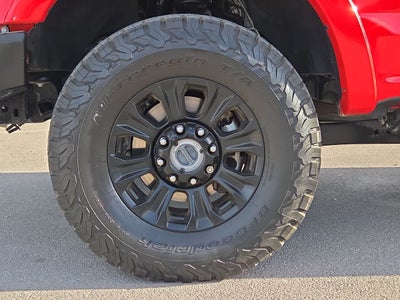 2022 Ford Super Duty F-250 SRW LARIAT