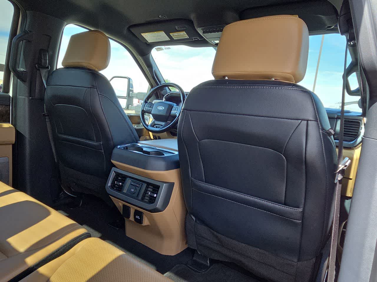 2023 Ford Super Duty F-250 SRW LARIAT
