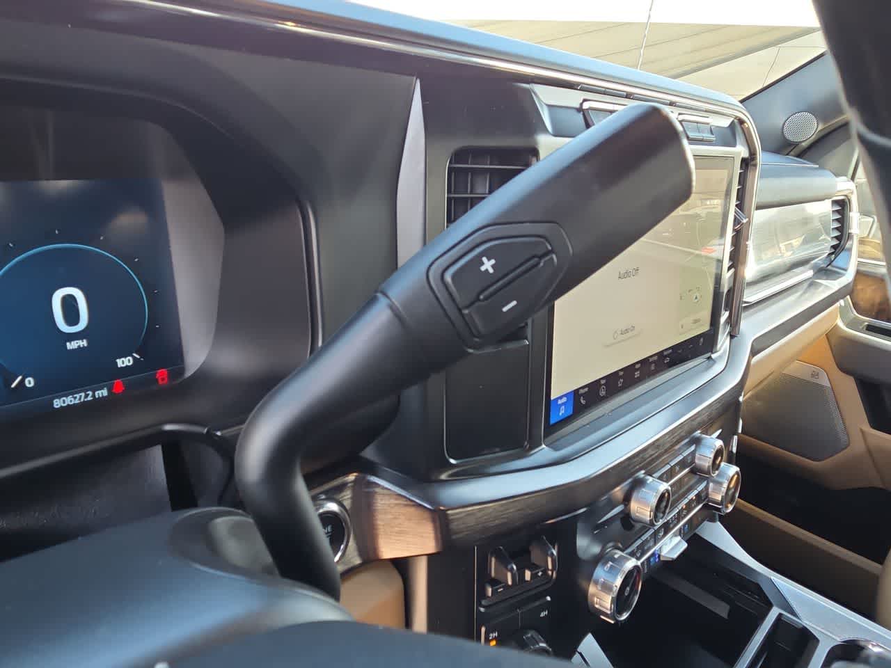 2023 Ford Super Duty F-250 SRW LARIAT