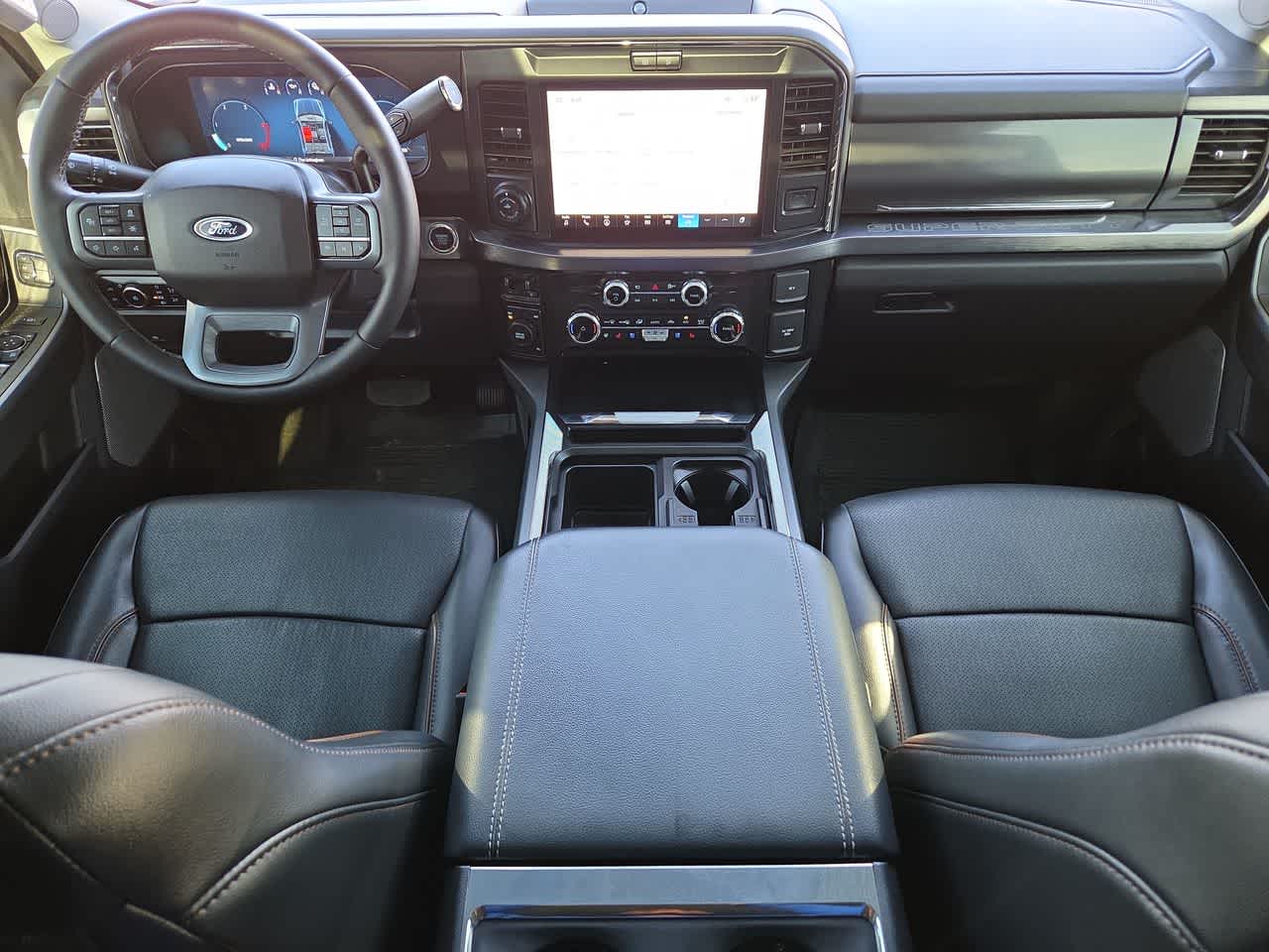 2025 Ford Super Duty F-450 Pickup LARIAT