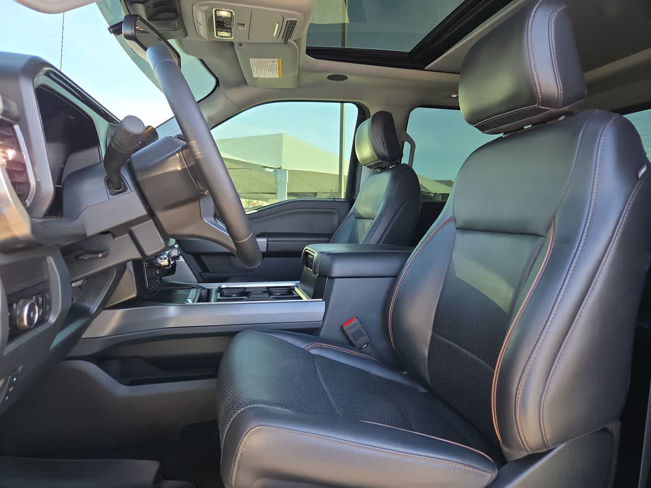 2025 Ford Super Duty F-450 Pickup LARIAT