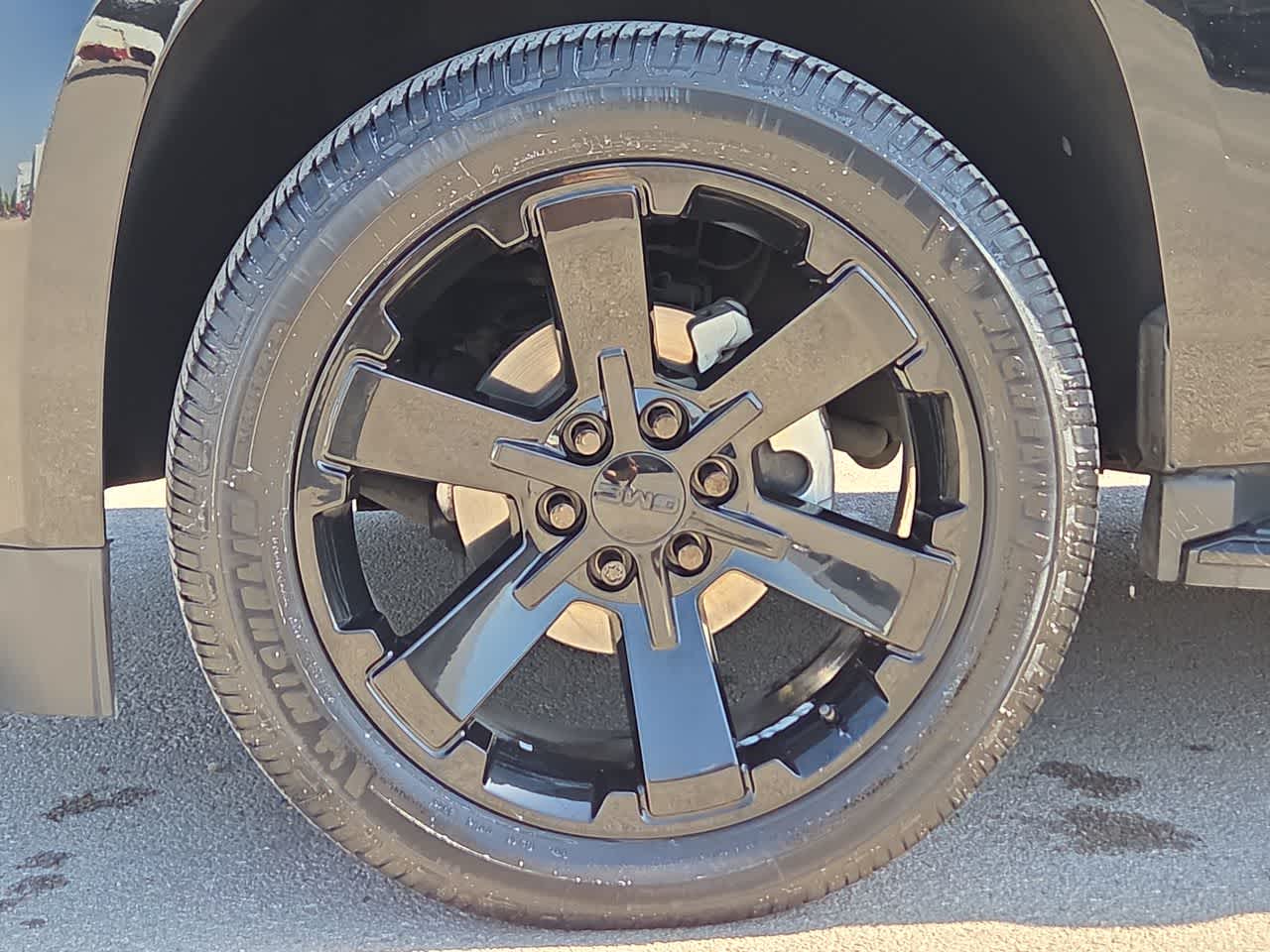 2019 GMC Yukon SLT