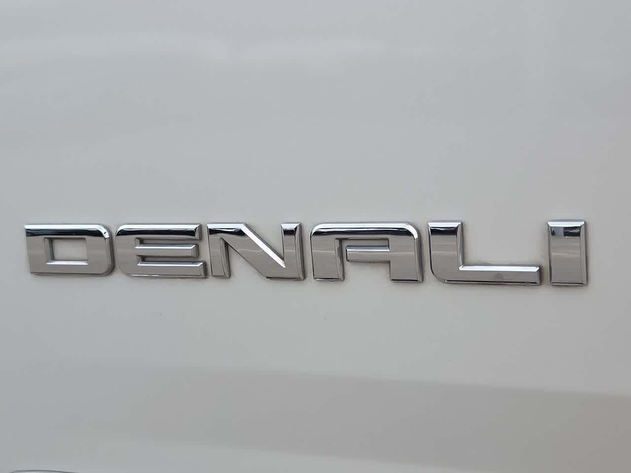 2020 GMC Yukon Denali Denali