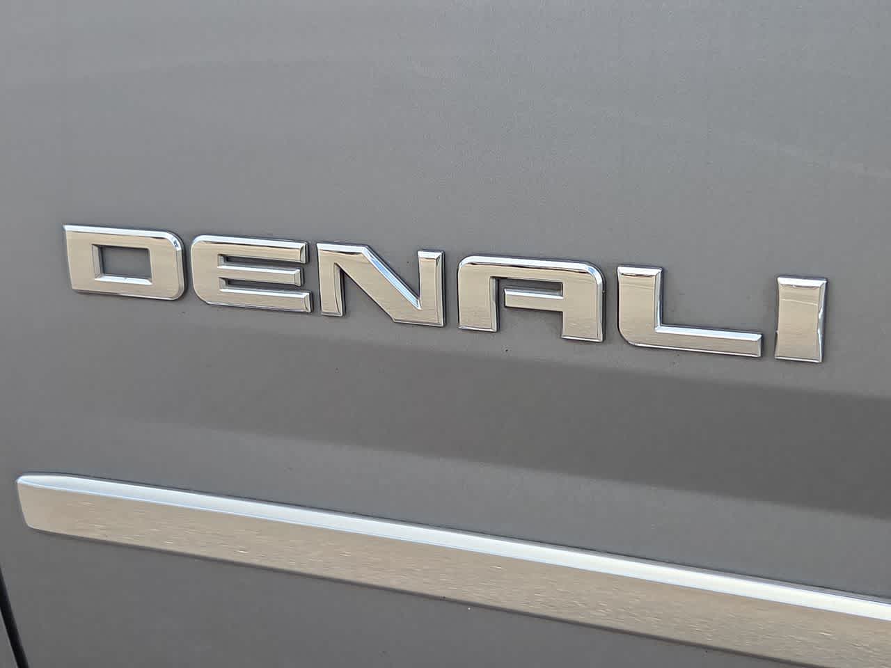 2020 GMC Yukon Denali Denali