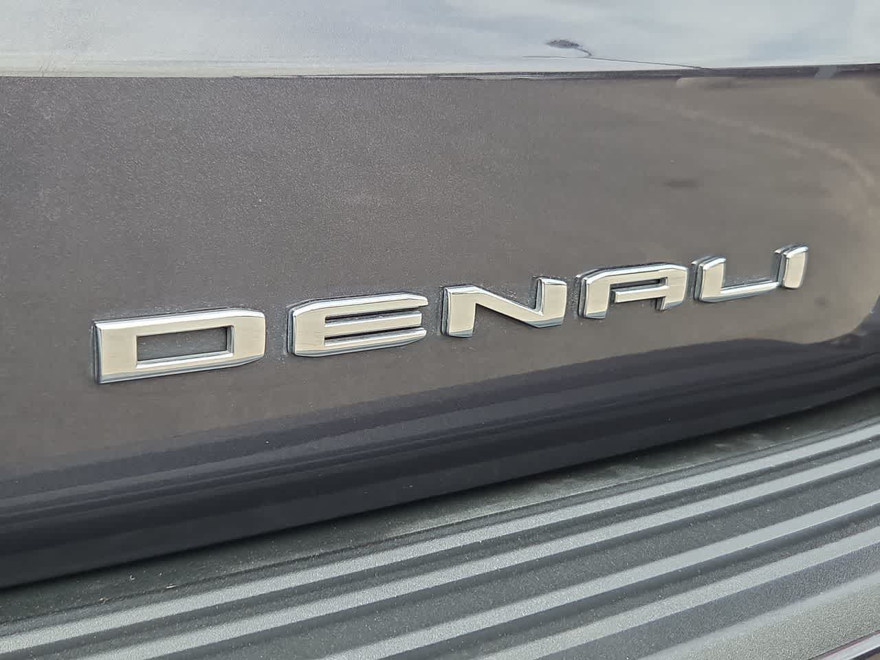 2024 GMC Yukon XL Denali Ultimate Denali Ultimate