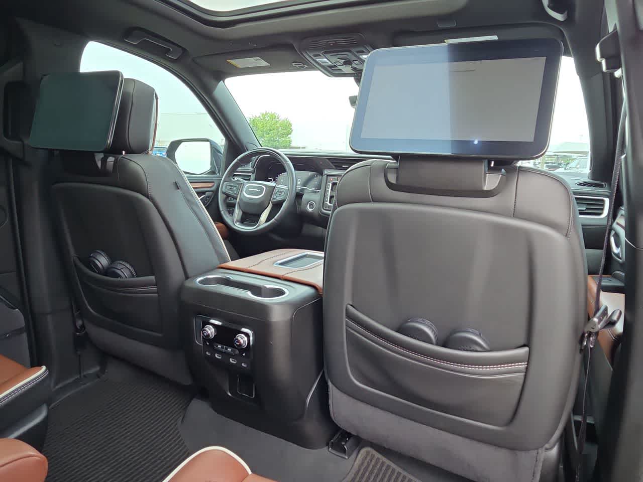 2024 GMC Yukon XL Denali Ultimate Denali Ultimate