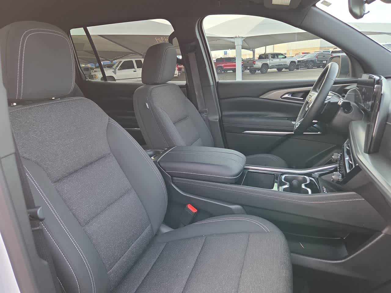 2025 Chevrolet Traverse FWD LT