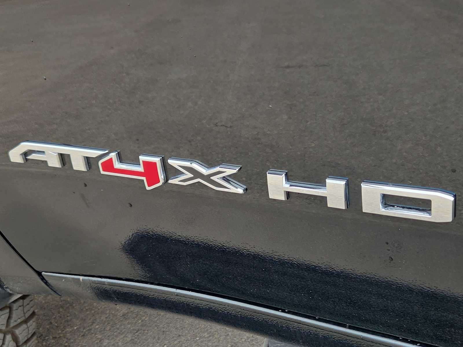 2025 GMC Sierra 2500HD AT4X