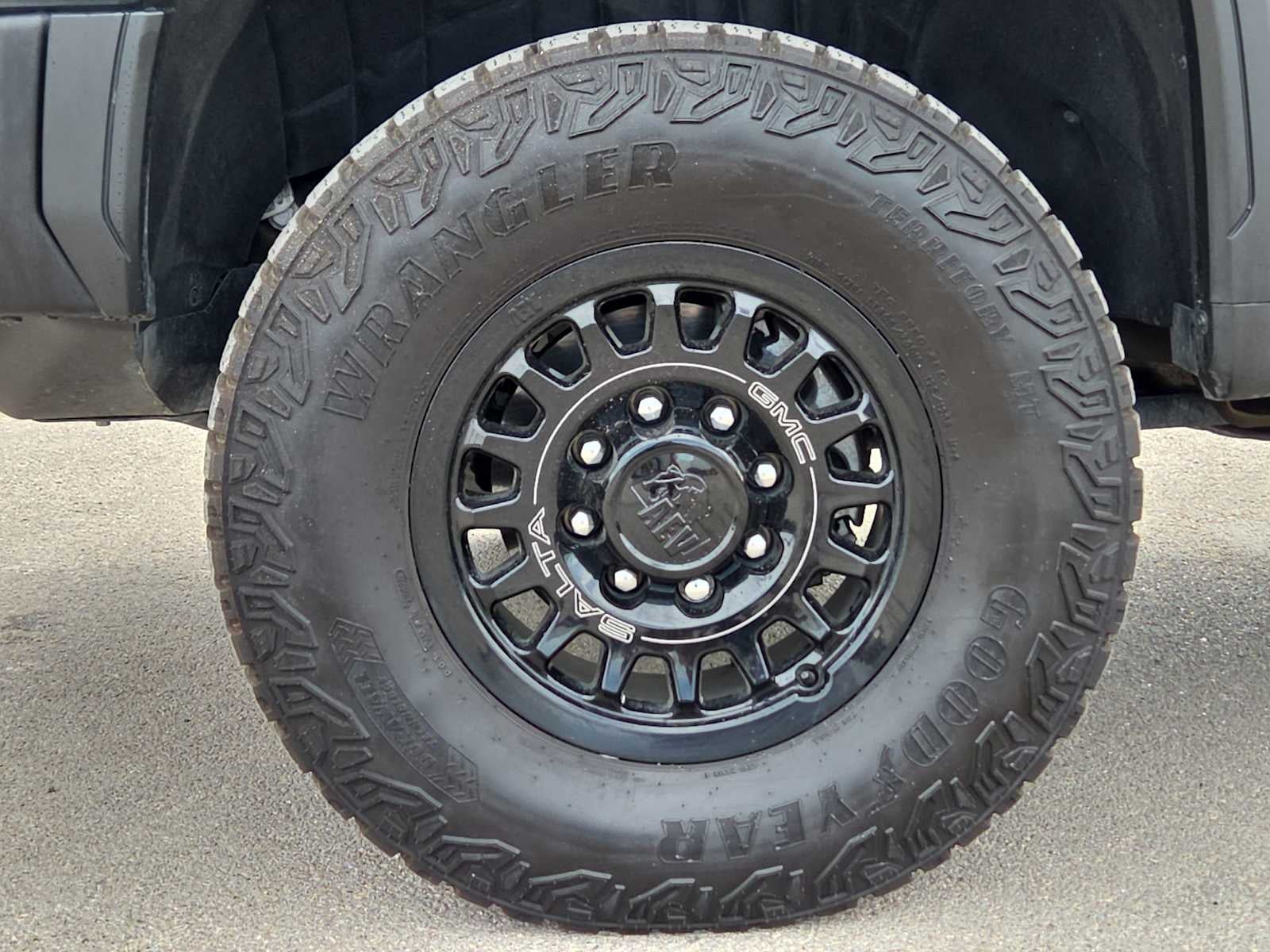2025 GMC Sierra 2500HD AT4X