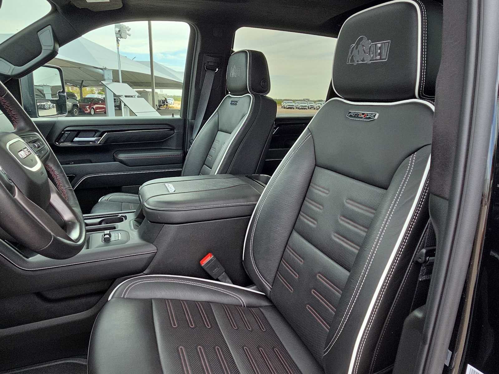 2025 GMC Sierra 2500HD AT4X
