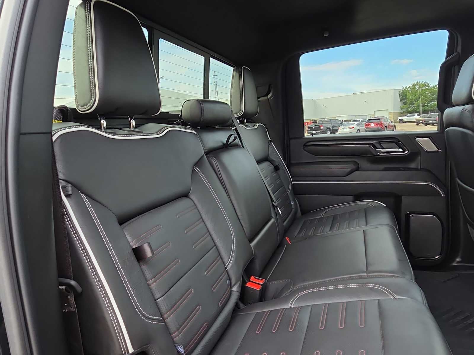 2025 GMC Sierra 2500HD AT4X