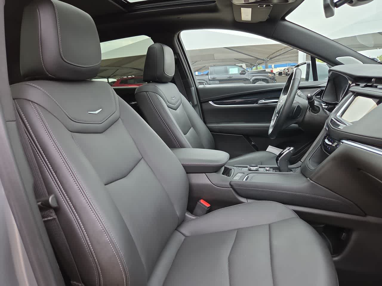 2023 Cadillac XT5 FWD Premium Luxury