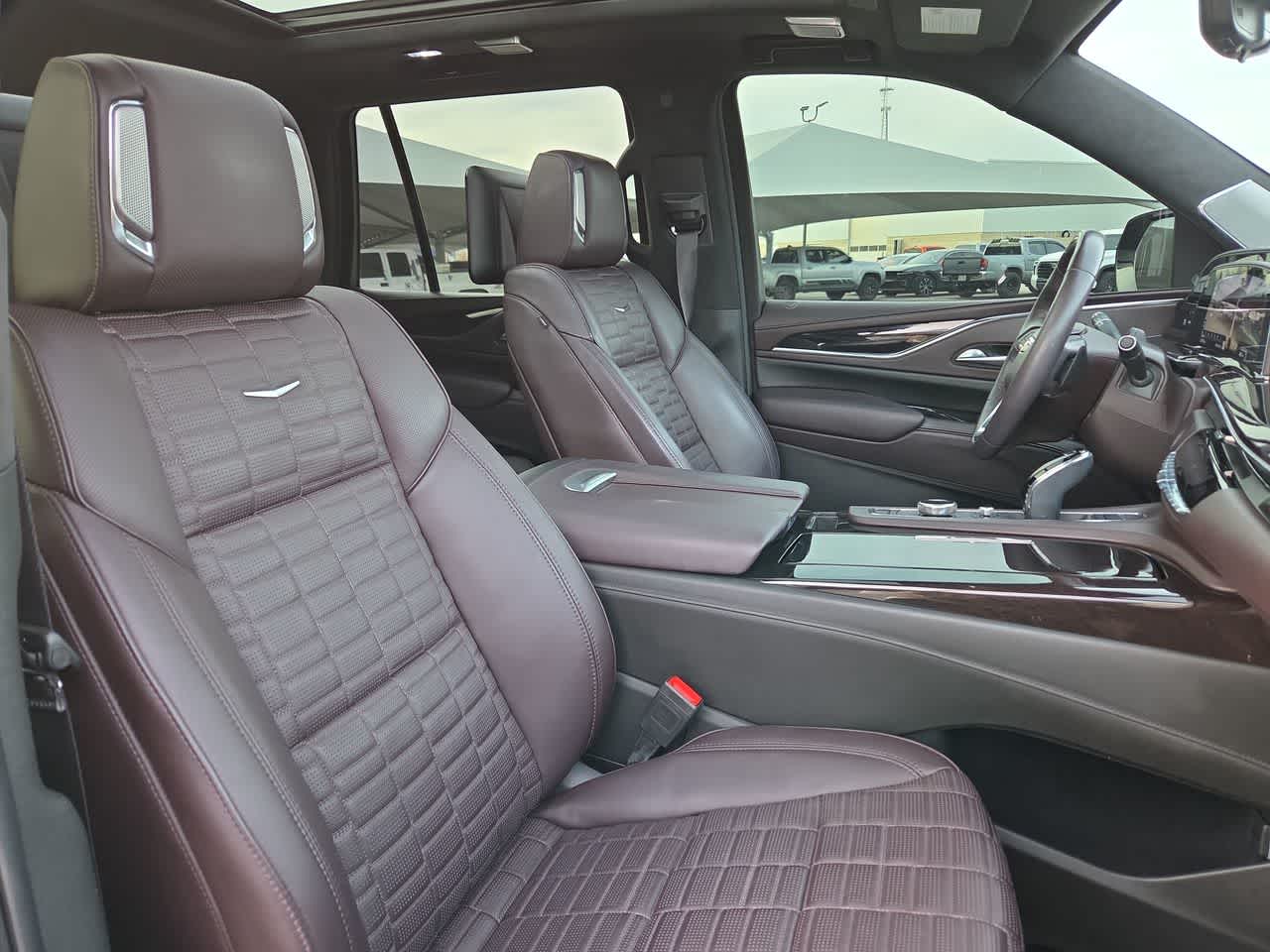 2023 Cadillac Escalade 4WD Sport Platinum