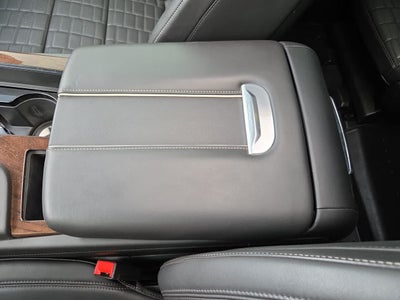 2022 Cadillac Escalade ESV Sport Platinum