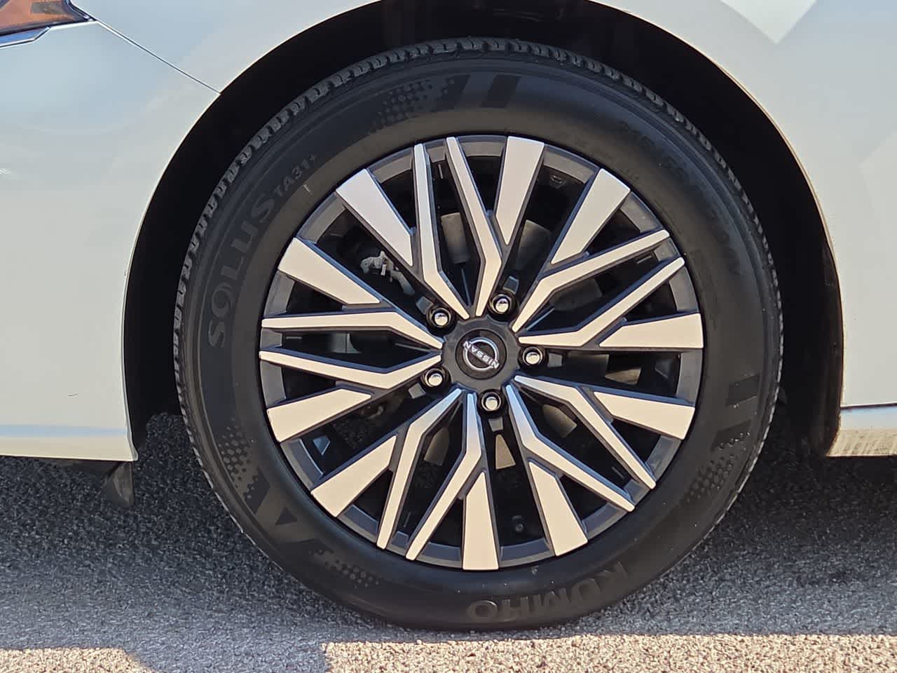 2025 Nissan Altima SV
