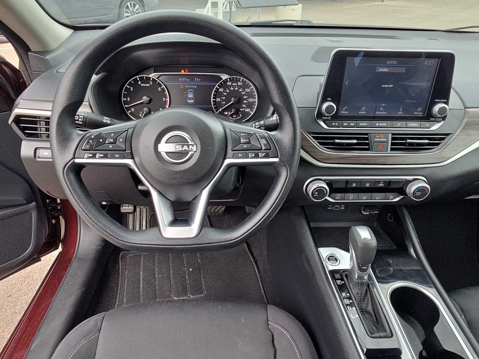 2024 Nissan Altima SV - Photo 14