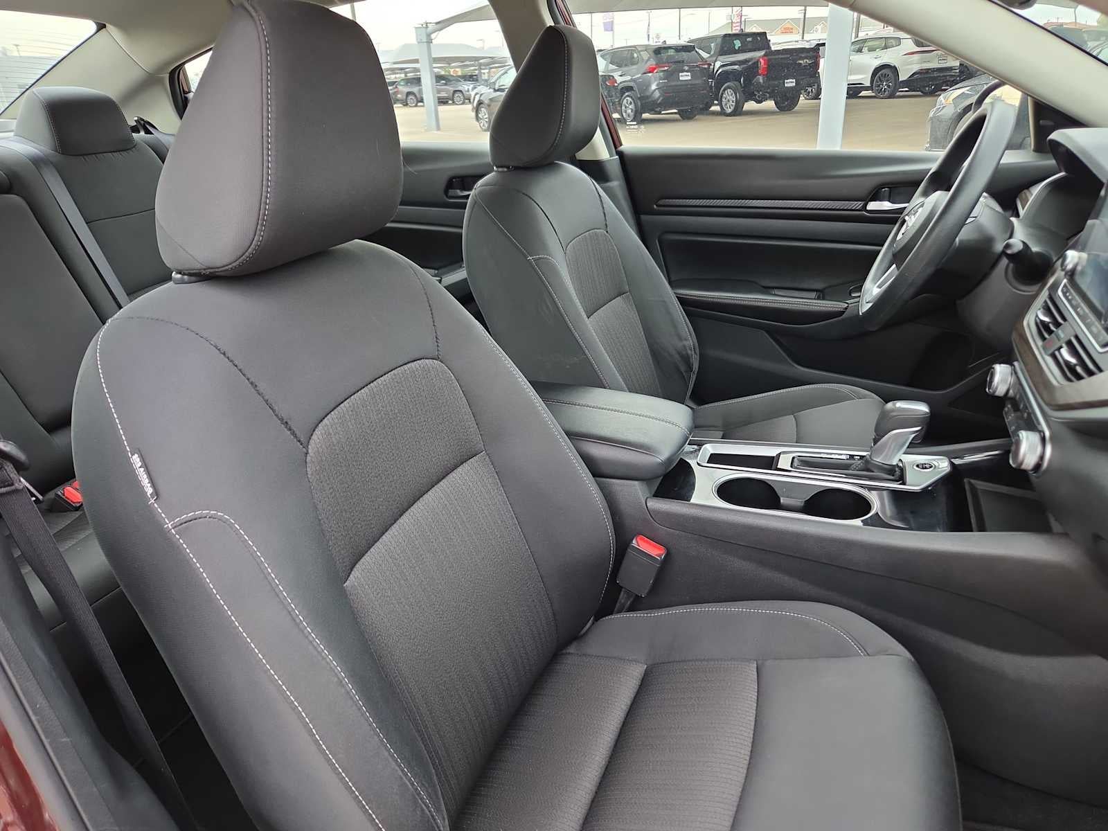 2024 Nissan Altima SV - Photo 18