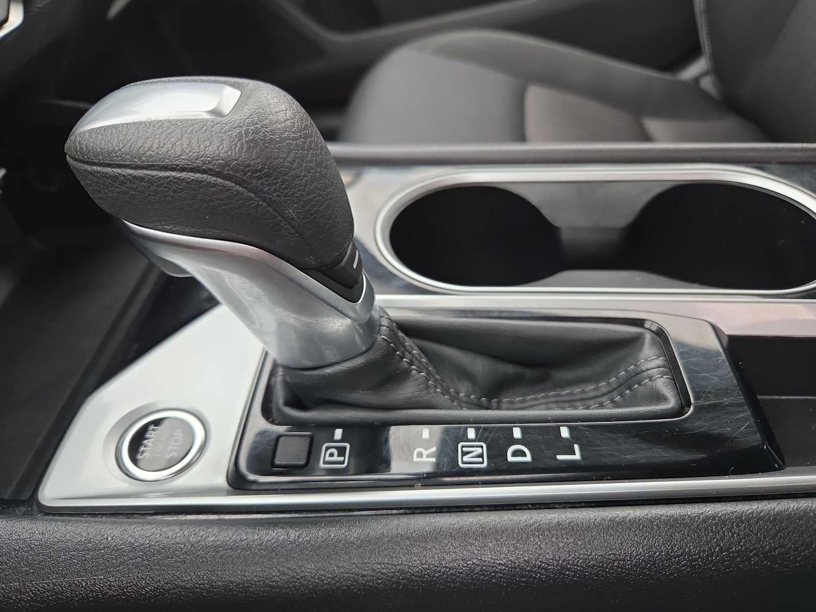 2024 Nissan Altima SV - Photo 21