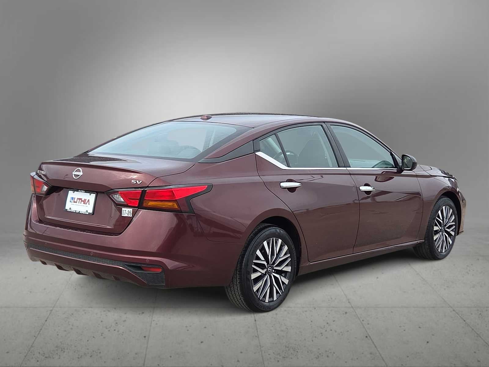 2024 Nissan Altima SV - Photo 8