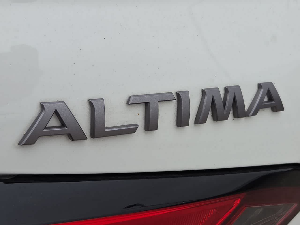 2025 Nissan Altima SV