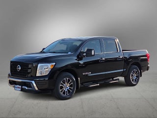 2022 Nissan Titan SV