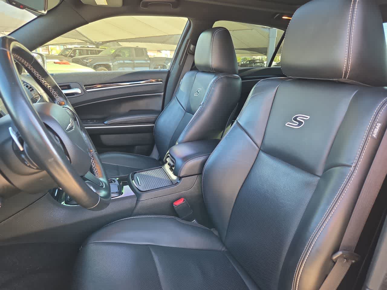 2022 Chrysler 300 300S