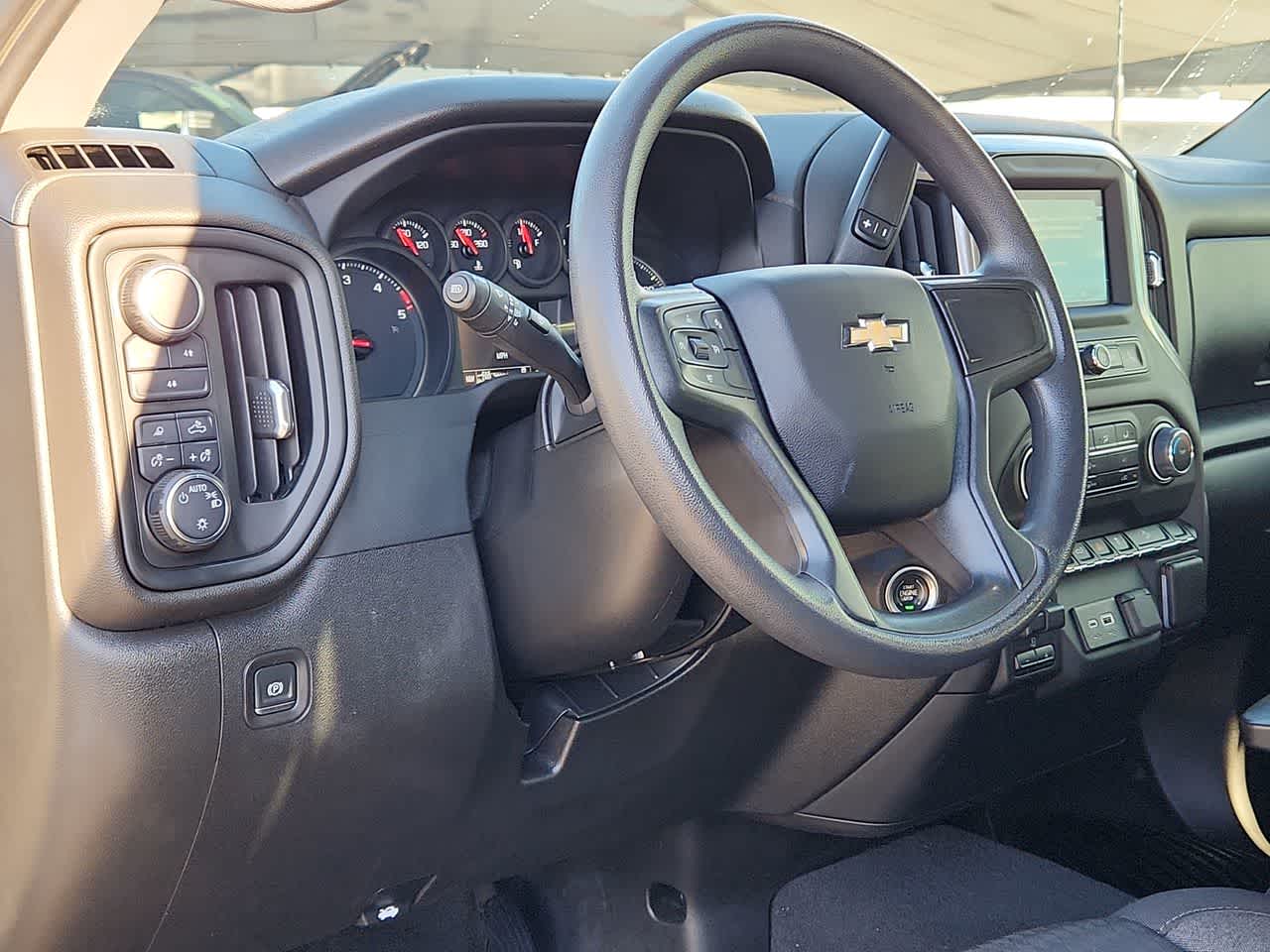 2024 Chevrolet Silverado 2500HD Custom