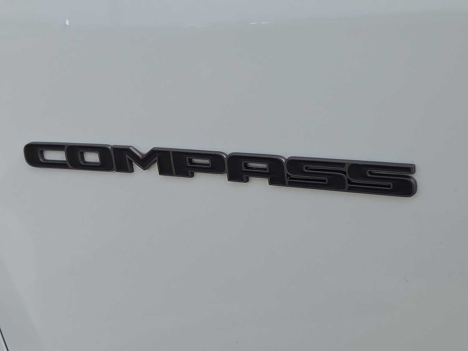 2025 Jeep Compass Trailhawk - Photo 11