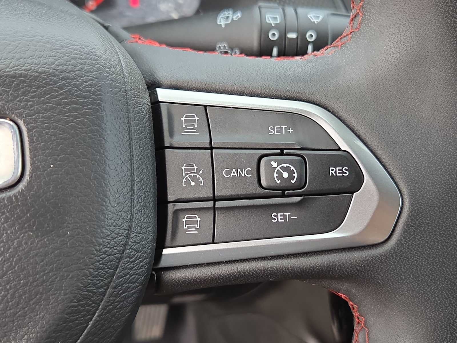 2025 Jeep Compass Trailhawk - Photo 23