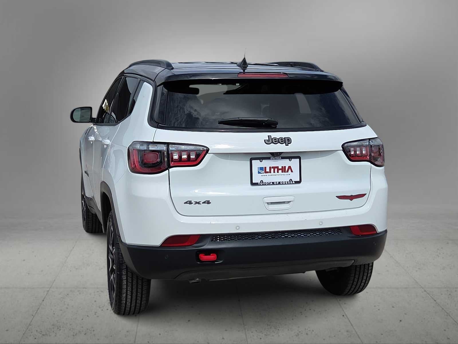 2025 Jeep Compass Trailhawk - Photo 7