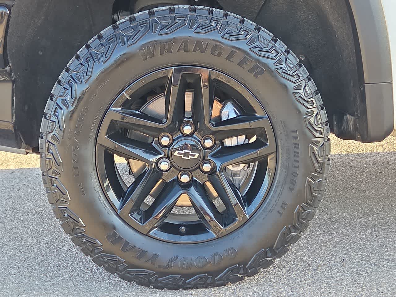 2023 Chevrolet Silverado 1500 ZR2
