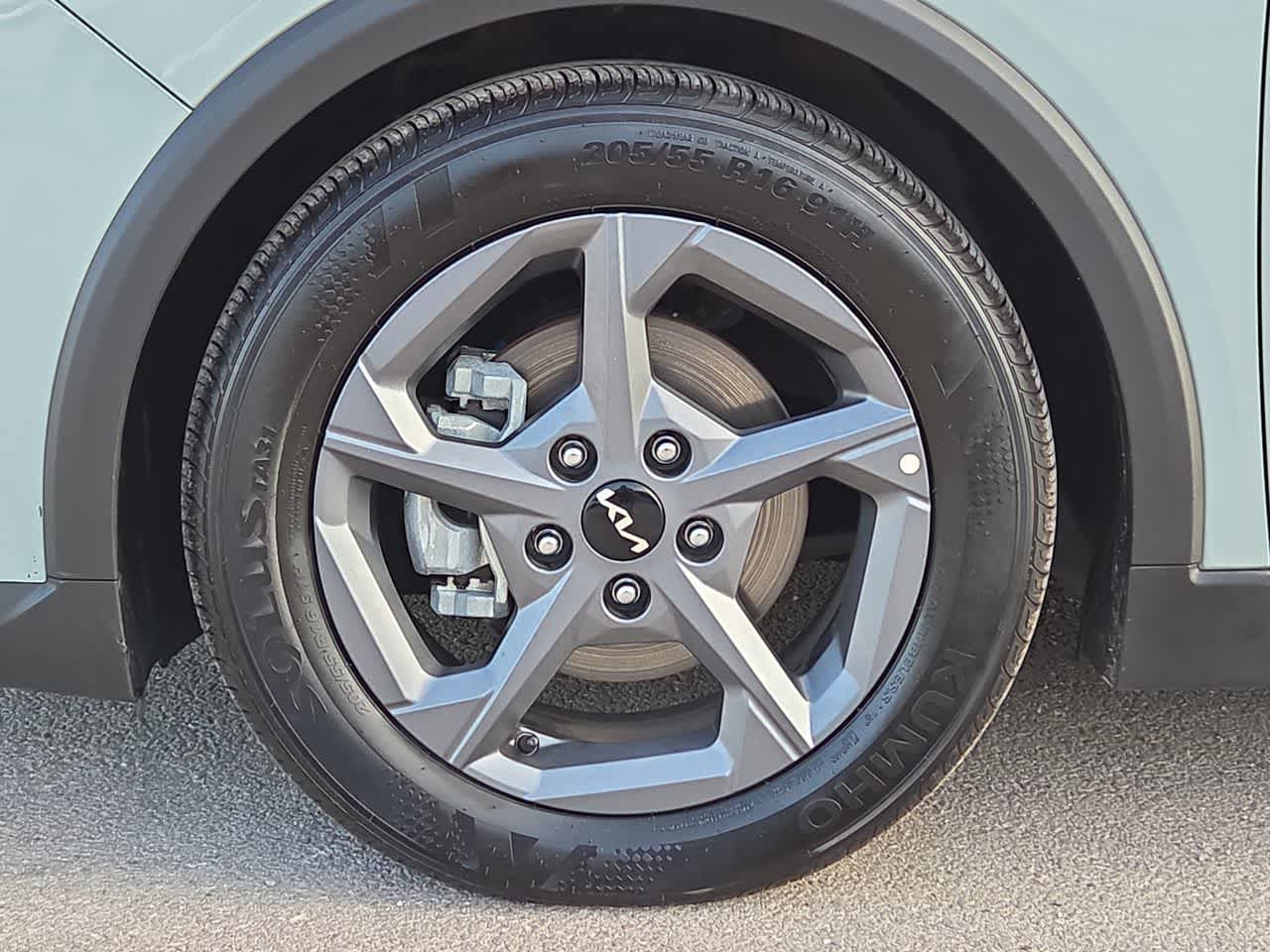 2025 Kia K4 LX