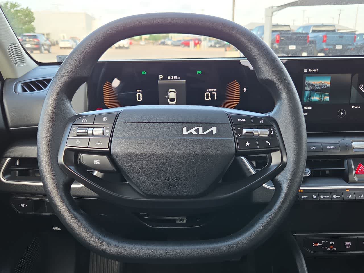 2025 Kia K4 LX